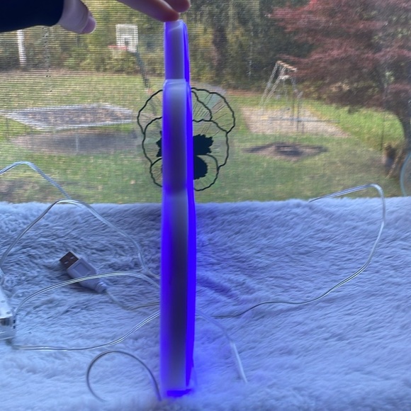 This adorable cloud LED decoration would probably look amazing in your room! - Picture 6 of 10